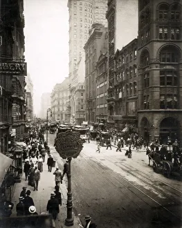 Early 20th century vintage press photograph