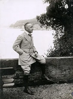 Early 20th century vintage press photograph