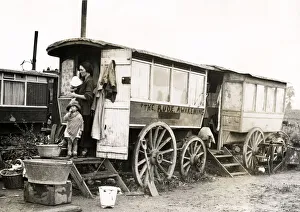 Early 20th century vintage press photograph