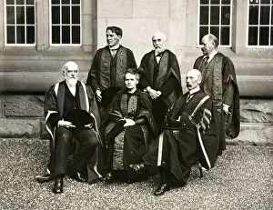 Early 20th century vintage press photograph
