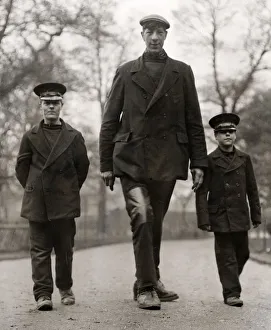 Early 20th century vintage press photograph