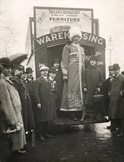 Early 20th century vintage press photograph