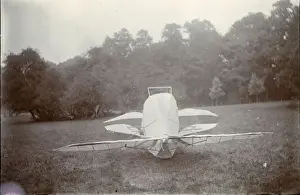 An early mockup of a Baden-Powell ?Quadruplane? c. 1908