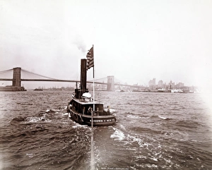 Images Dated 23rd October 2009: East River Above Brooklyn Bridge, New York