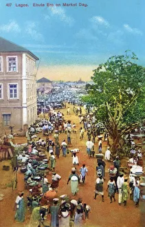 Images Dated 29th September 2016: Ebute Ero on market day, Lagos, Nigeria, West Africa