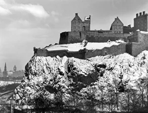 Images Dated 11th March 2011: Edinburgh in Winter