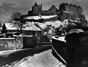Images Dated 23rd August 2011: Edinburgh in Winter