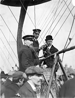 Edwardian balloonists