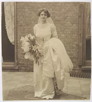 Lilies Gallery: Edwardian Blushing Bride