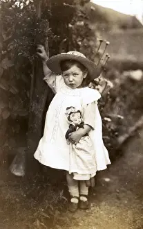Dolls Prints: Edwardian child with doll