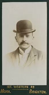 Images Dated 10th February 2017: Edwardian man in studio photo