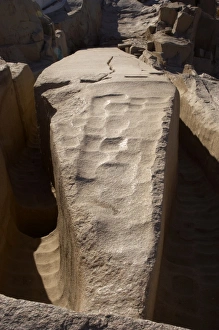 Images Dated 2nd December 2003: Egypt. Aswan. The unfinished obelisk