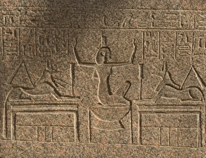 Images Dated 18th November 2003: Egypt. Goddess Nephthys between two figures of god Anubis. M