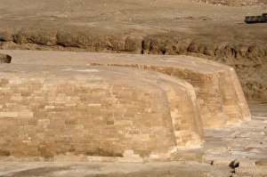 Images Dated 20th November 2003: Egypt. Spinx of Giza. Detail. Lions claws