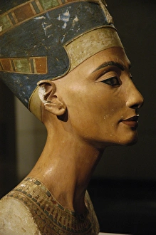 Images Dated 17th August 2006: Egyptian art. Nefertiti bust. Limestone and stucco. Neues Mu