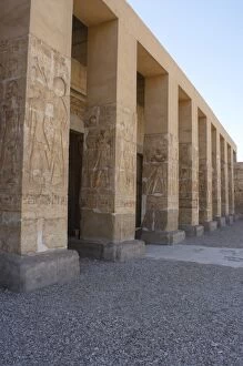 Images Dated 1st December 2003: Egyptian Art. Temple of Seti I at Abydos. Facade. Detail. Pi