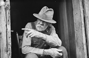 Eighty-three year old settler to be resettled, near Chillico Eighty-three year old settler to be resettled, near Chillico