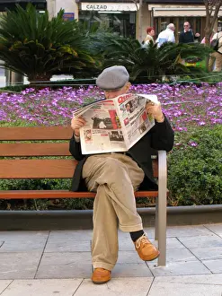 Spare Prints: An elderly man wearing a grey cloth cap - Palma Mallorca