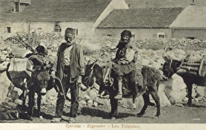 Packs Gallery: Elderly Montenegrin gypsy couple