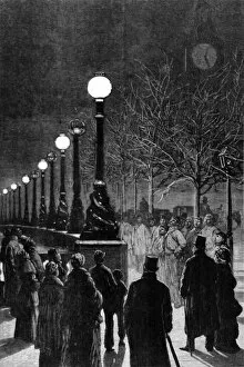 Images Dated 30th March 2004: The Electric Light on the Thames Embankment