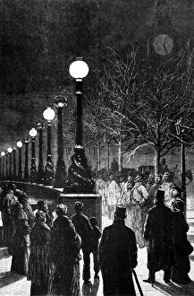 Images Dated 8th June 2004: Electric light on the Thames Embankment