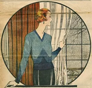 Images Dated 24th November 2016: Elegant 1930s woman looking at snow from a window