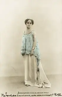 Clasps Prints: Elegant Russian lady