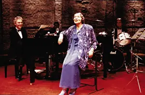 1987 Prints: Elisabeth Welch in concert at the Almeida Theatre, London du