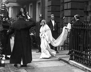 Royal Wedding Dresses Gallery: Elizabeth Bowes-Lyon on her wedding day
