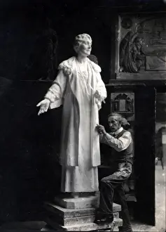 1861 Prints: Emmeline Pankhurst Statue