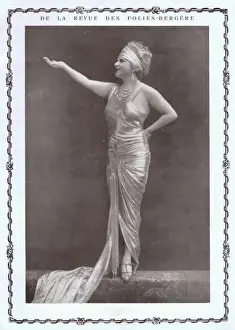 En Pleine Folie at the Folies Bergere