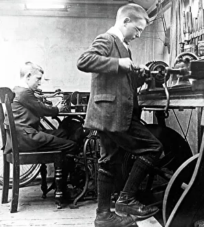 Apprentice Prints: Engineering apprentices Victorian period