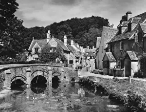 Hollow Prints: England / Castle Combe