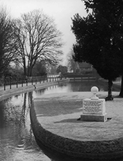 Archdeacon Collection: England / Great Amwell