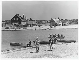 Avon Prints: England / Mudeford 1940S