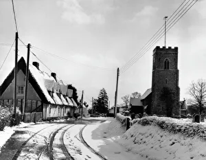 Images Dated 16th June 2011: England / Tattingstone