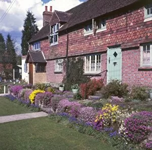 Images Dated 6th October 2011: English Country Cottages