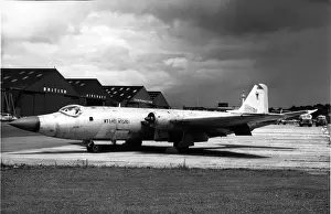 English Electric Canberra T22 WT510