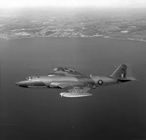 Mawgan Prints: English Electric Canberra TT18 WJ721 of No 7 Squadron