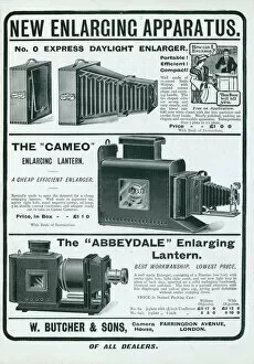 Images Dated 29th May 2020: Enlarging lantern advertisement 1905