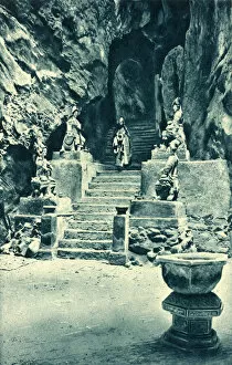 Images Dated 25th July 2018: Entrance to Pagoda, Marble Mountain, Vietnam (Annam)