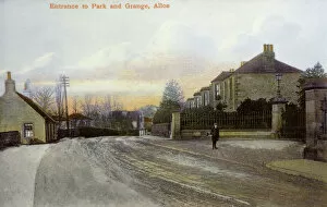 Alloa Gallery: Entrance to the Park and Grange, Alloa, Scotland
