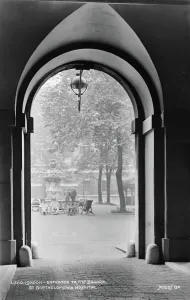 Reflecting Prints: Entrance to the Square, St. Bartholomew's Hospital
