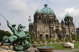 Equestrian statue and Berlin Cathedral, Germany