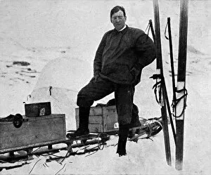 Conditions Gallery: Ernest Shackleton preparing for a trans-antarctic expedition