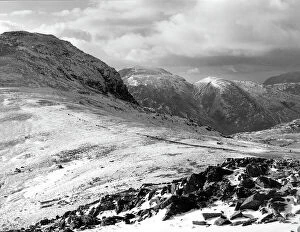 Images Dated 17th February 2016: Esk Hause - Great Gable mountain - Lake district, Cumbria