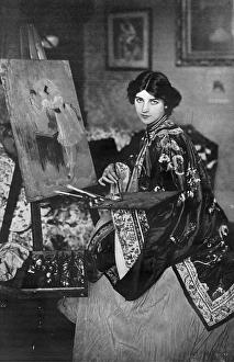 Images Dated 3rd April 2017: Ethel Warwick painting