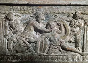 Etruria Gallery: Etruscan art. Urn depicting the struggle between Eteocles an