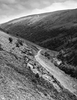 Vyrnwy Prints: Eunant Pass, Wales