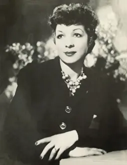 Evelyn Dove